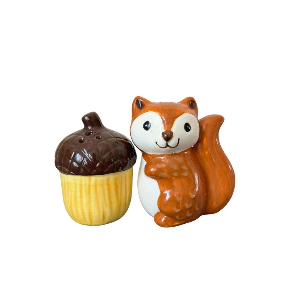 Woodland Friends Squirrel, Acorn Salt & Pepper Shakers - Picture 2 of 6